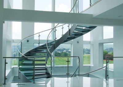 High Quality Glass Stairs & Treads